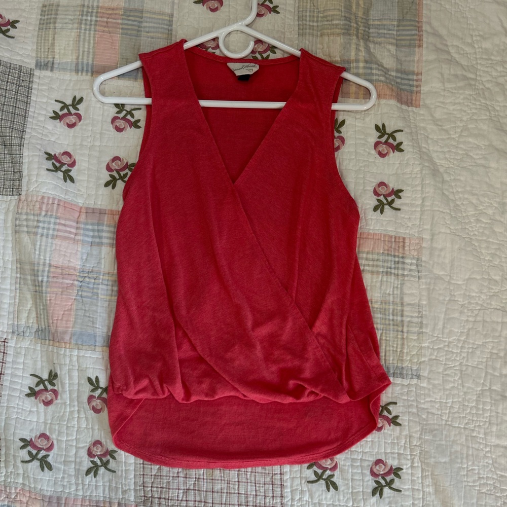 Universal Thread Salmon Red Sleeveless Blouse